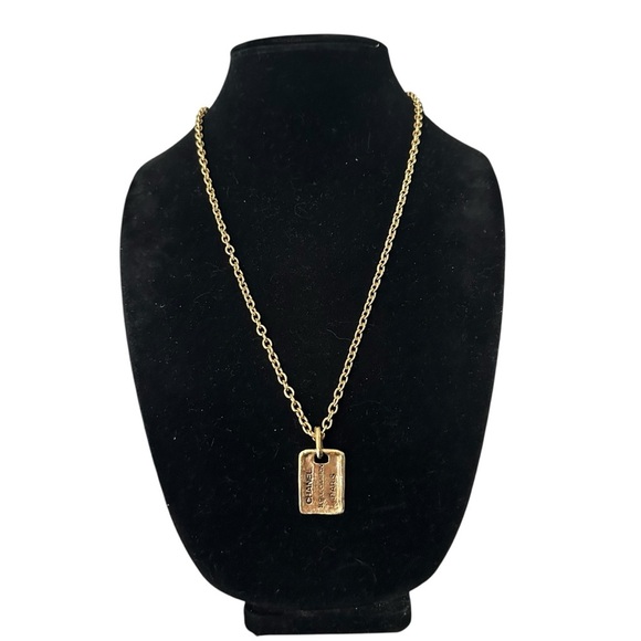 Chanel Cambon 31 Rue Vintage Two Sided Engraved Gold Dog Tag Chain Necklace - Picture 2 of 10